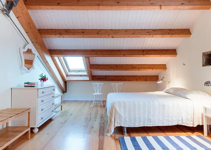 Апартаменты Casa Azul Do Cais Сан-Мартинью-ду-Порту